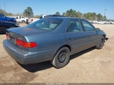 Toyota Camry Le V6 4T1BF22K0YU944687 снимка