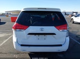 Toyota Sienna Base 7 Passenger 5TDKA3DC2CS016651 снимка