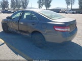 Toyota Camry Le JTNBF3EK0A3002068 снимка