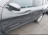 Jeep Cherokee Latitude 1C4PJLCBXFW517516 снимка