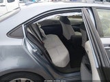 Toyota Corolla Le JTDEPMAE4MJ147103 снимка