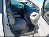Toyota Sienna Le 8 Passenger 5TDKZ3DC9HS799855 снимка