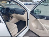 Volkswagen Tiguan S WVGBV7AX8GW019641 photo
