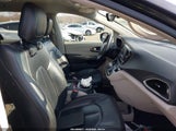 Chrysler Pacifica Touring-L 2C4RC1BG6HR565854 снимка