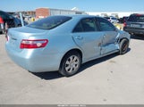 Toyota Camry Le 4T1BE46K49U880101 снимка