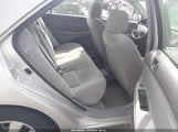 Toyota Camry Le 4T1BE32K52U604838 снимка