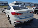 Hyundai Elantra Sport KMHD04LB8JU485208 fotografie