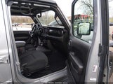 Jeep Wrangler Unlimited Sport Altitude 4X4 1C4HJXDG2MW694693 fotografie