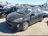 Toyota Prius C Three JTDKDTB39F1110862 снимка