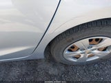 Chevrolet Cruze Ls Auto 1G1BC5SM4J7104201 снимка