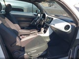 Volkswagen Beetle 2.0T Coast/2.0T S/2.0T Se 3VW5DAAT8JM503232 снимка