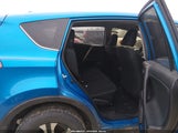 Toyota Rav4 Le JTMBFREV2JJ727488 снимка