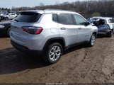 Jeep Compass Latitude 4X4 3C4NJDBN2ST560675 снимка