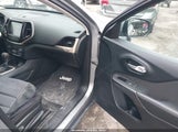 Jeep Cherokee Latitude 1C4PJLCS9GW171850 снимка