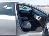 Toyota Corolla Le 2T1BURHE0FC383244 снимка