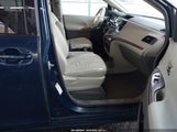 Toyota Sienna Xle V6 5TDYK3DC9BS036711 снимка