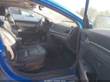 Hyundai Elantra Limited KMHD84LF1HU285499 fotografie