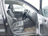 Volkswagen Tiguan 2.0T/2.0T S WVGBV7AX0HK038922 photo