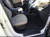 Hyundai Santa Fe Sport 2.4L 5NMZU3LB6JH090315 снимка