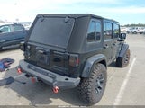 Jeep Wrangler Unlimited Sahara 1J4BA5H14AL220137 fotografie