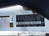 Toyota Corolla Le JTDEPMAE7N3002157 снимка