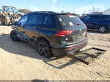 Volkswagen Tiguan 2.0T Se R-Line Black 3VVCB7AX0RM201162 photo