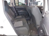 Jeep Patriot Latitude 1C4NJRFB0FD154192 снимка