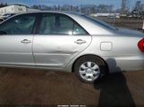 Toyota Camry Le 4T1BE32K23U680020 снимка