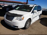 Chrysler Town & Country Touring 2A4RR5DX1AR126130 fotografie