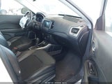 Jeep Compass Latitude Fwd 3C4NJCBB6MT549035 fotografie