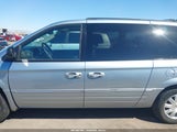 Chrysler Town & Country Touring 2A4GP54L66R821155 fotografie