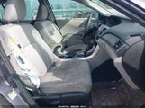 Honda Accord Lx 1HGCR2F33FA217076 снимка