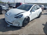 Tesla Model Y Performance Dual Motor All-Wheel Drive 7SAYGDEF7NF399245 fotografie
