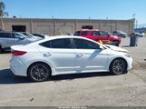 Hyundai Elantra Sport KMHD04LBXJU456082 fotografie
