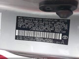 Toyota Corolla Le JTDBU4EE8A9115676 fotografie