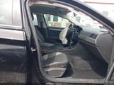 Volkswagen Jetta 1.4T R-Line/1.4T S/1.4T Se 3VWC57BUXKM134230 fotografie