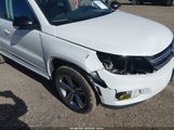 Volkswagen Tiguan 2.0T Sport WVGUV7AX2HK028417 photo