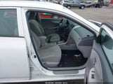 Toyota Corolla Le 2T1BU4EE5AC400362 fotografie