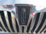 Lincoln Town Car Signature 1LNHM81W65Y648116 fotografie