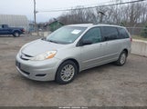 Toyota Sienna Le 5TDBK23C47S005343 снимка