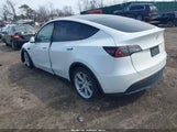 Tesla Model Y Long Range Dual Motor All-Wheel Drive 7SAYGDEE3NA012811 photo