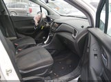 Chevrolet Trax Ls 3GNCJNSB0JL390020 снимка