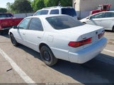 Toyota Camry Le 4T1BG22K6YU945002 снимка