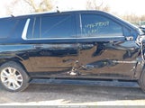 Chevrolet Suburban 4Wd High Country 1GNSKGKLXMR135272 photo
