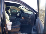 Chevrolet Suburban 4Wd High Country 1GNSKGKLXMR135272 photo