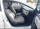 Toyota Corolla Le Eco Plus 5YFBPRHE2FP239363 снимка