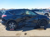 Toyota Rav4 Le JTMBFREV6JD251678 снимка