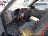 Chevrolet S-10 Fleetside 1GCCS14X5W8207983 снимка