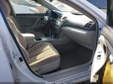 Toyota Camry Le JTNBE46K773002522 снимка