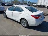 Toyota Corolla Le 5YFBURHEXEP142385 photo